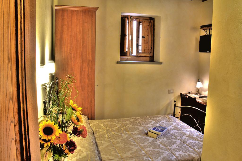 B&B Antica Trattoria Al Principe Arezzo Eksteriør billede
