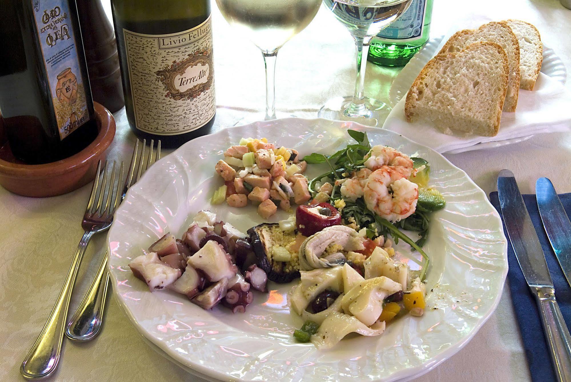 B&B Antica Trattoria Al Principe Arezzo Eksteriør billede