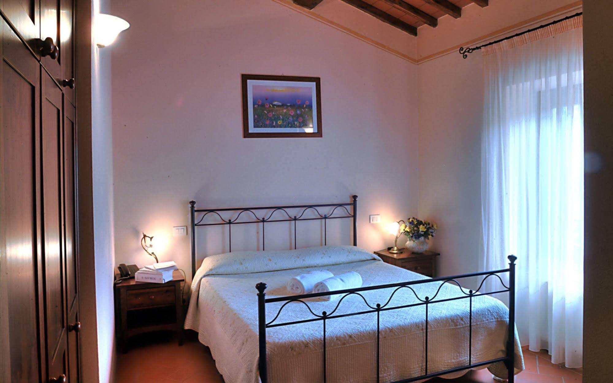 B&B Antica Trattoria Al Principe Arezzo Eksteriør billede